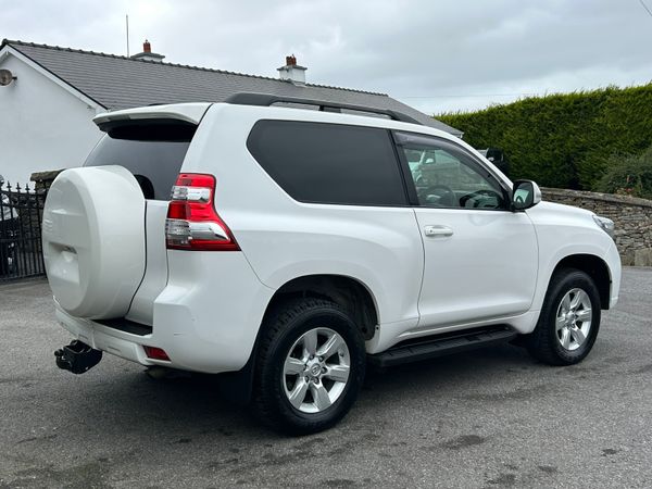 2016 Toyota Landcruiser SWB Auto 369131979