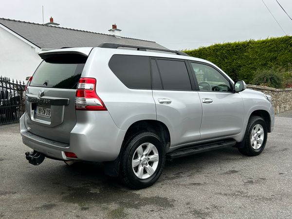 2016 Toyota Landcruiser LWB Manual 369132405