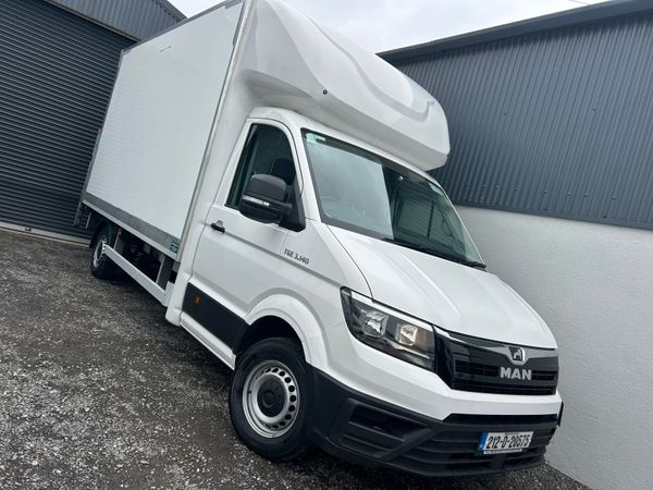 2021 Man TGE box van with tail lift 369646874