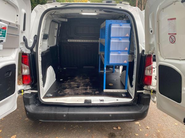 Vauxhall Combo 2019 369665909
