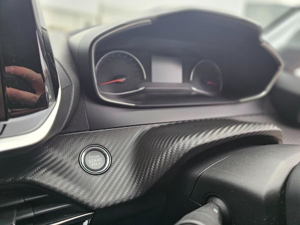 PEUGEOT 208 // 1.2 PETROL COMMERCIAL // PLUS VAT 369703962