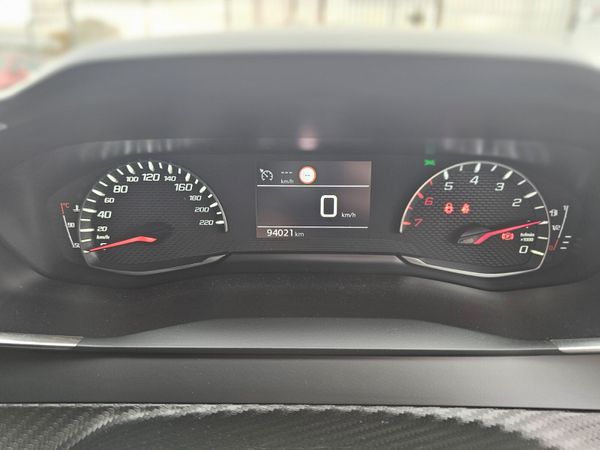 PEUGEOT 208 // 1.2 PETROL COMMERCIAL // PLUS VAT 369703963