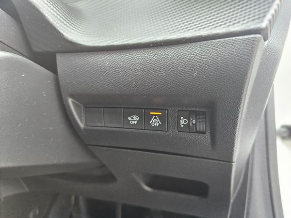 PEUGEOT 208 // 1.2 PETROL COMMERCIAL // PLUS VAT 369703967