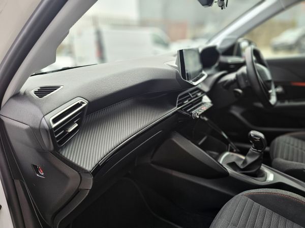 PEUGEOT 208 // 1.2 PETROL COMMERCIAL // PLUS VAT 369703969