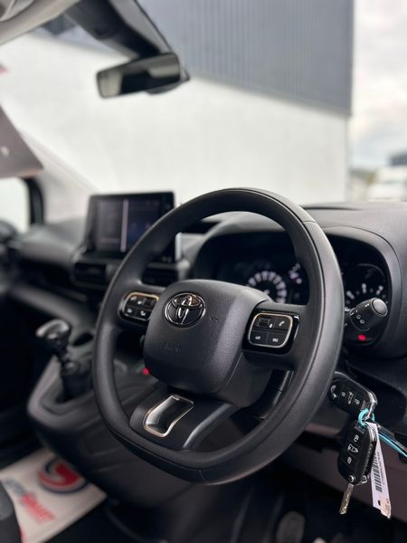 2024 Toyota Pro Ace City as new! 5000km 369862278