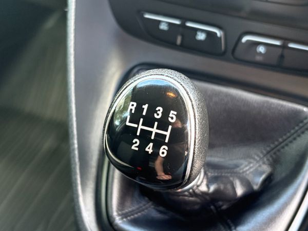 Ford Transit 369810342