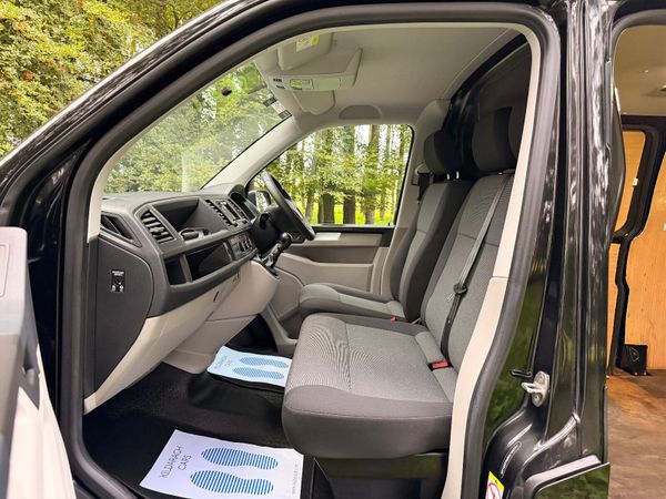 Volkswagen Transporter 2020 Low Km 369930460