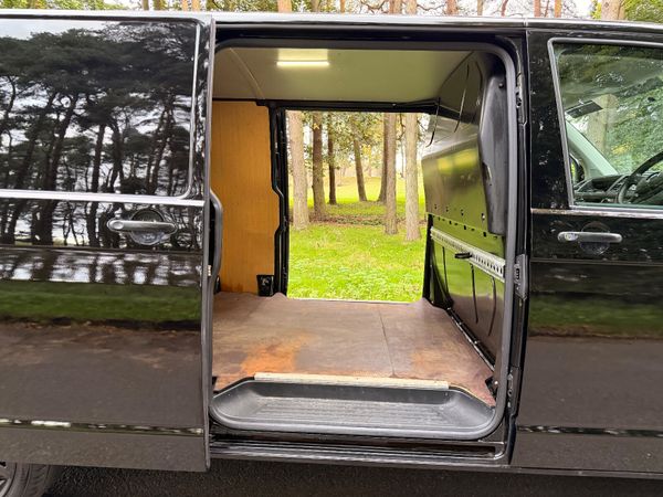 Volkswagen Transporter 2020 Low Km 369930475