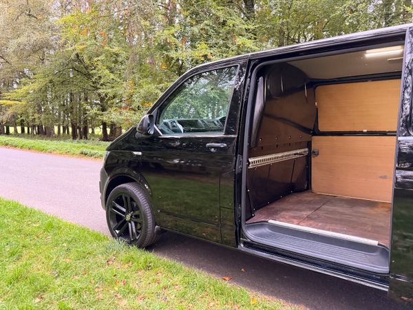 Volkswagen Transporter 2020 Low Km 369930477