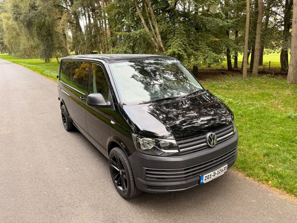 Volkswagen Transporter 2020 Low Km 369930498