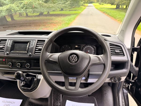 Volkswagen Transporter 2020 Low Km 369930412