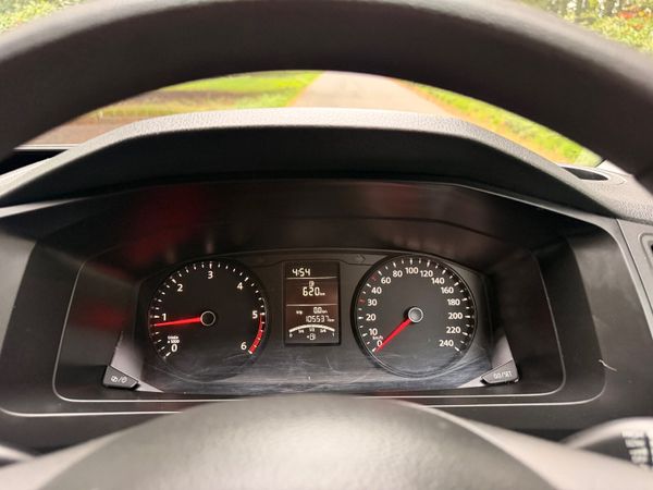 Volkswagen Transporter 2020 Low Km 369930431