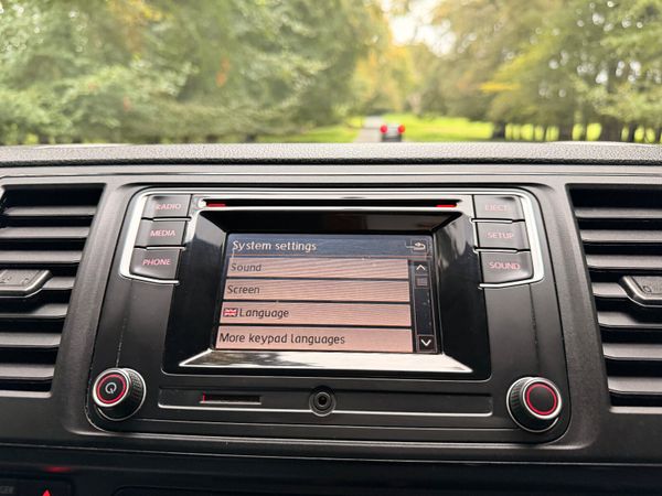 Volkswagen Transporter 2020 Low Km 369930438