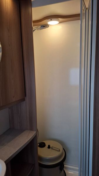 Swift Sprite Major Island bed caravan 370092575