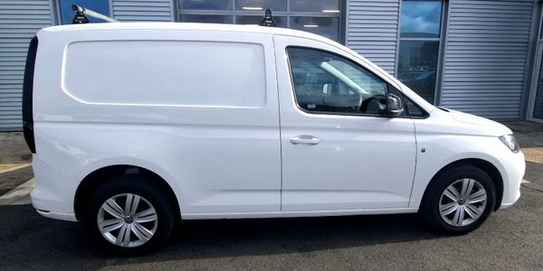 22 Volkswagen caddy - 59'000 km / Due in 370284961