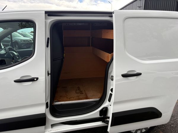 Peugeot Partner 370442016