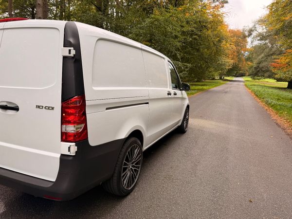 Mercedes-Benz Vito 2021 370574549