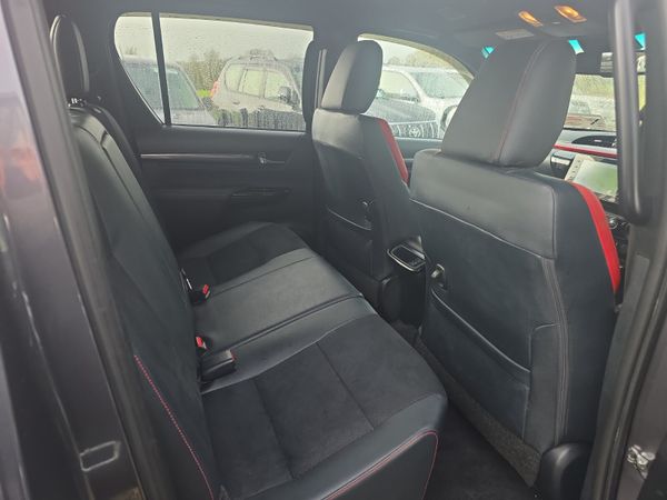 Toyota Hilux 2.8 D4D GR Sport 370609656