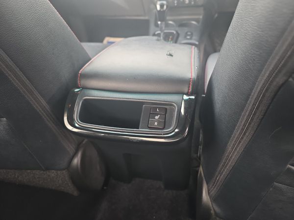 Toyota Hilux 2.8 D4D GR Sport 370609657