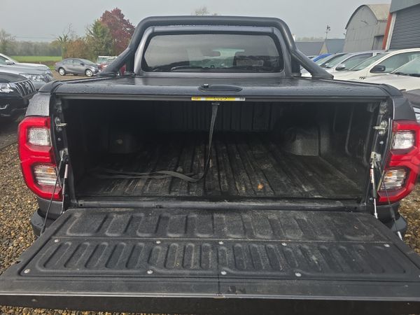 Toyota Hilux 2.8 D4D GR Sport 370609667