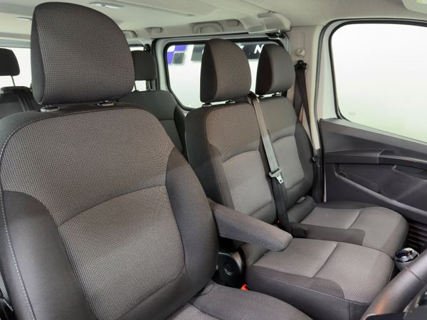 2022 (222) RENAULT TRAFIC LWB 9 SEATER 2.0 150BHP 370772677