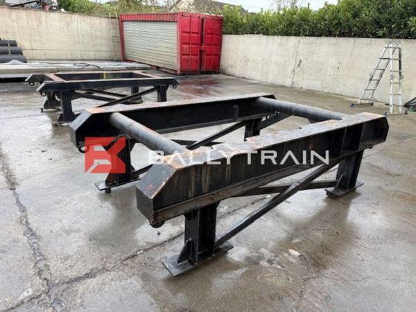 Work Benches 370825901