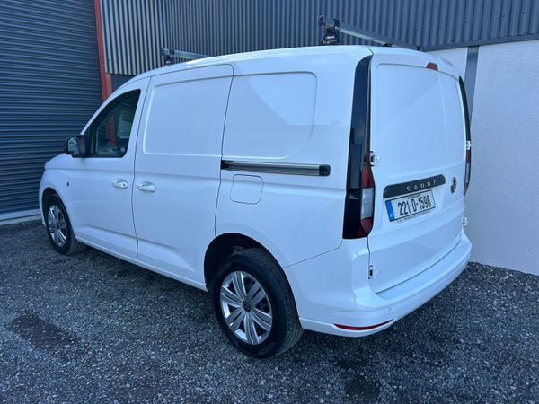 2022 Volkswagen Caddy only 59'000 kms 370838908