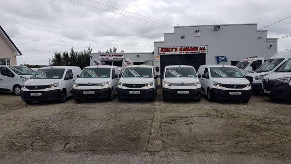OVER 30 VANS AVAILABLE FOR SALE 371002165