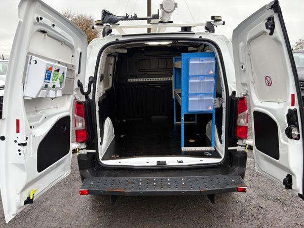 Vauxhall Combo 371862694