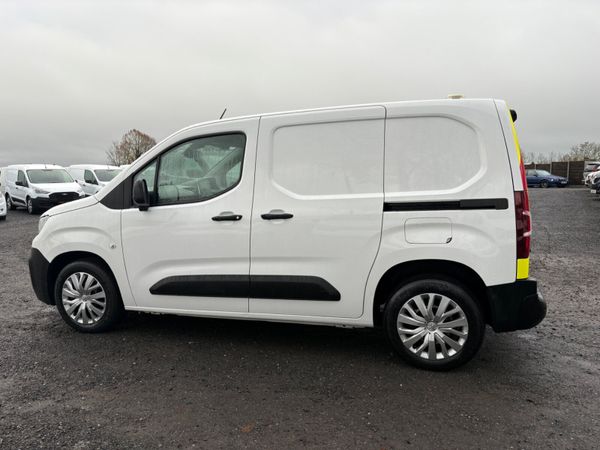 Peugeot Partner 371862829