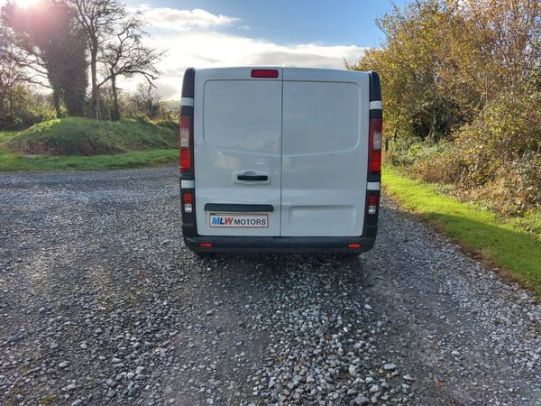 Renault Trafic 212 LWB 2.0L NEW Cond Price inc Vat 372069374