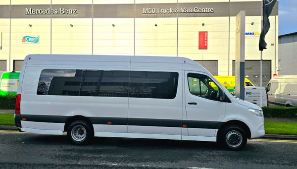 New 2026 Bus - M50 Shuttle Pro 21 seat Automatic 372175121
