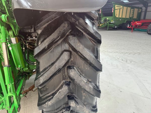 John Deere 6130R 372243417