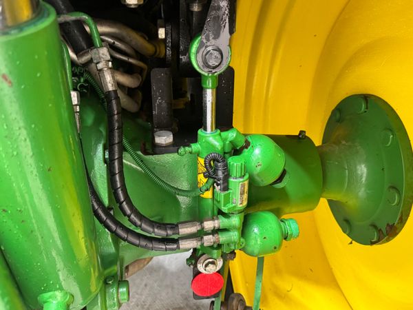 John Deere 6130R 372243418