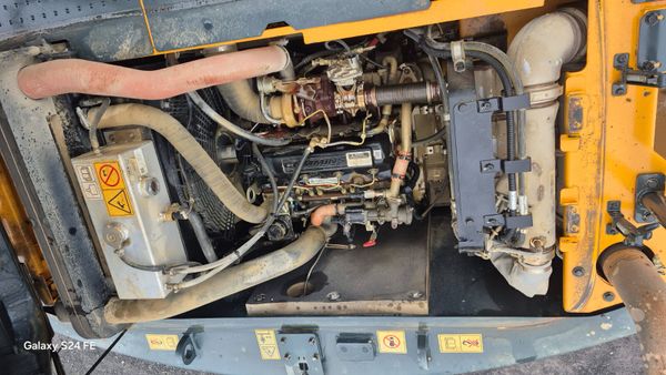 2021  Hyundi HX140LC 372447345