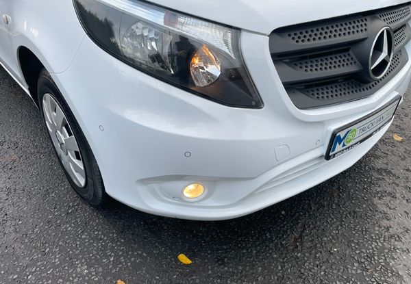 2019 Vito 114 RWD Style with Air Con Straight Deal 372453018