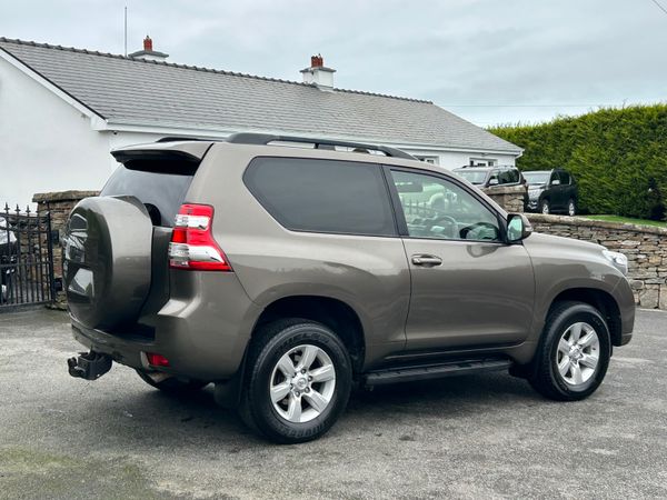 2016 Toyota Landcruiser SWB 2.8 Manual 372576963