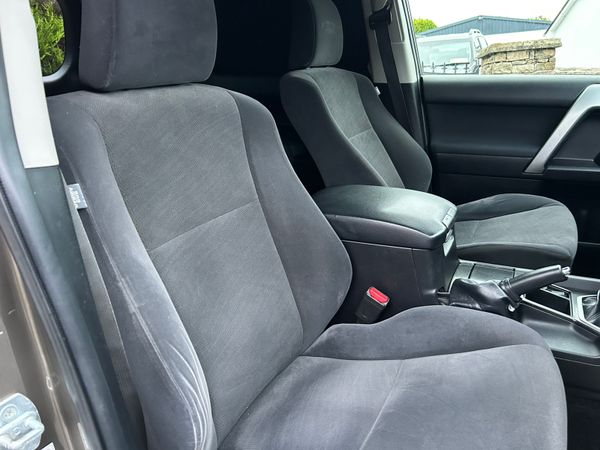 2016 Toyota Landcruiser SWB 2.8 Manual 372576974