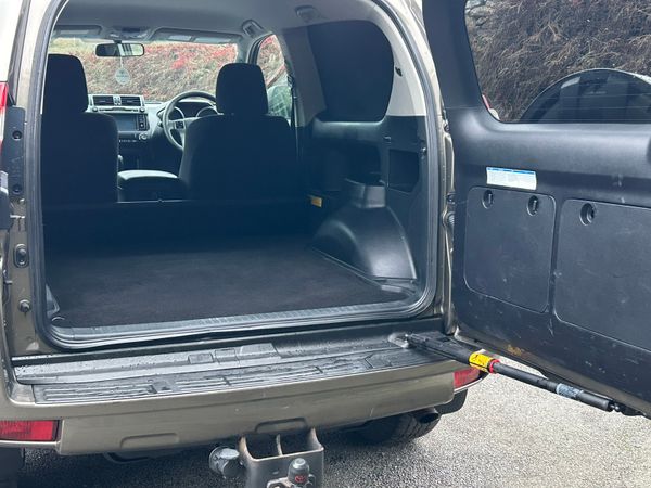 2016 Toyota Landcruiser SWB 2.8 Manual 372576976