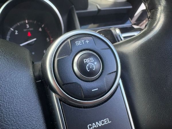 2018 Land Rover Discovery SE TD6 Auto 372589023