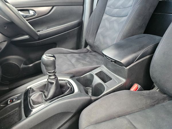 NISSAN XTRAIL VAN 2 SEATS // 12/26 DOE 372678742