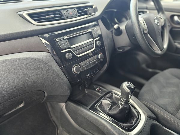 NISSAN XTRAIL VAN 2 SEATS // 12/26 DOE 372678752