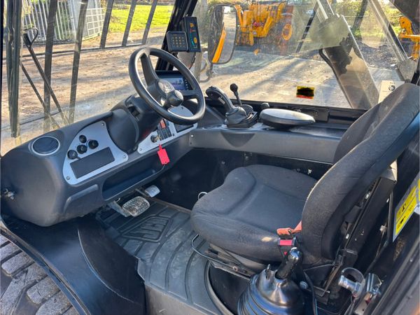 2018 JCB 520-40 372779527