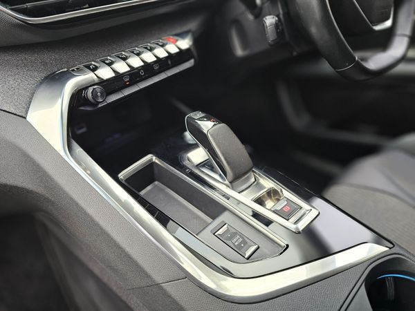 PEUGEOT 3008 PHEV 2 SEATER // BIG SPEC 372864731