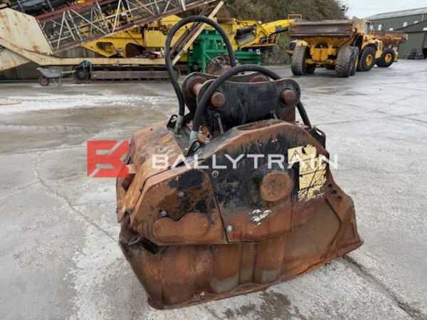 MB BF60.1 Crushing Bucket (13-20Ton) 373080098