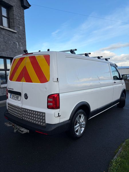 Volkswagen Transporter 2019 373084942