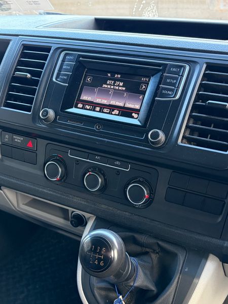 Volkswagen Transporter 2019 373085039