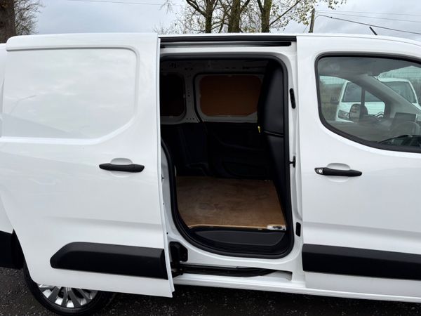 Peugeot Partner LWB Maxi 373110853