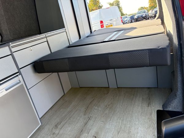 Volkswagen Camper 373118642