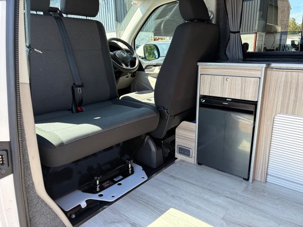 Volkswagen Camper 373120276